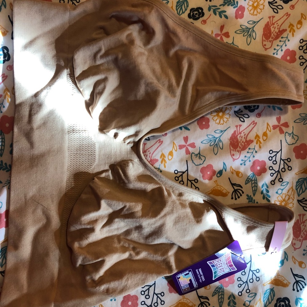 Comfort flex fit beige bra size Large